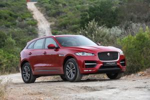 Jaguar F-Pace 20d AWD R-Sport 2016 года (ZA)